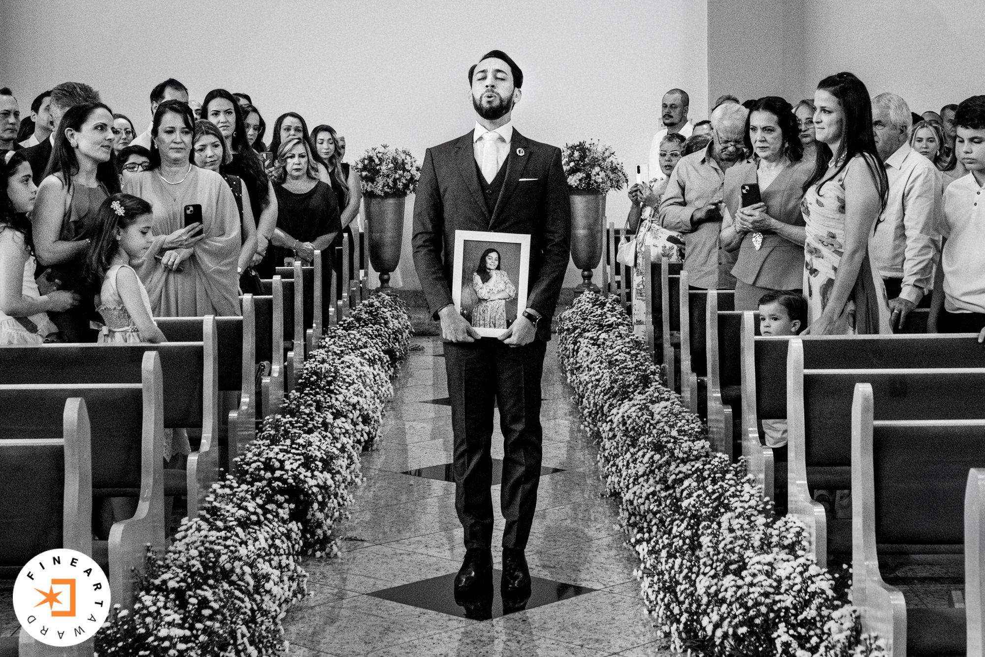 Foto por {{ $entry->photographer_username }}