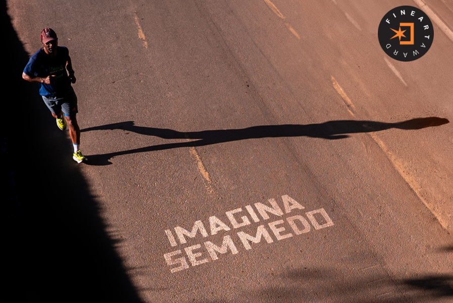 Foto por {{ $image->photographer_username }}