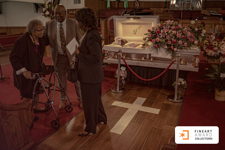 Betty Gatson's Funeral — galeria premiada de Alexandre Grand