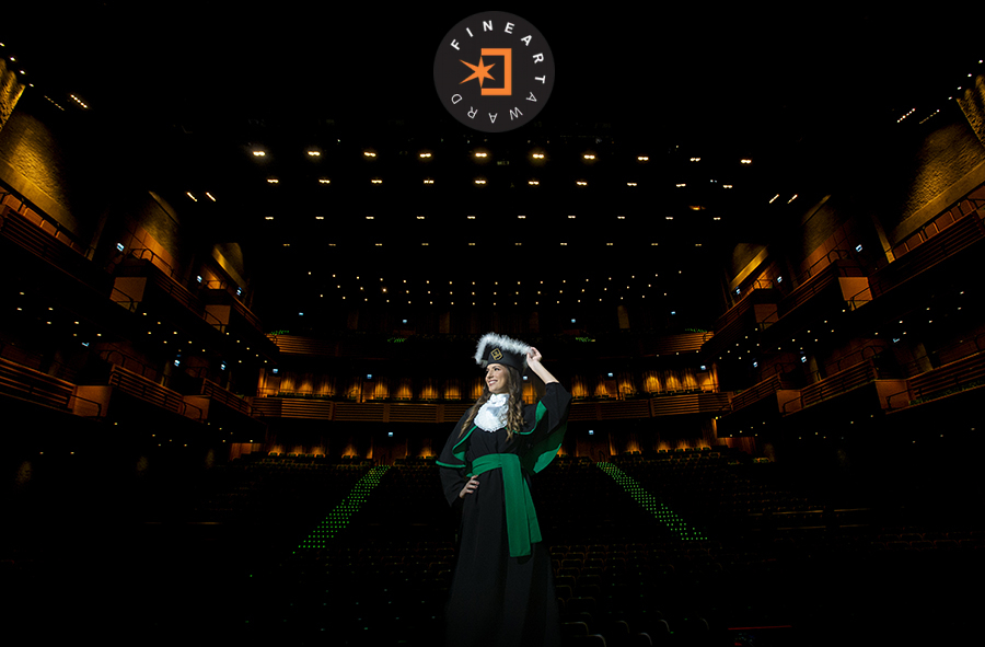 Foto por {{ $entry->photographer_username }}