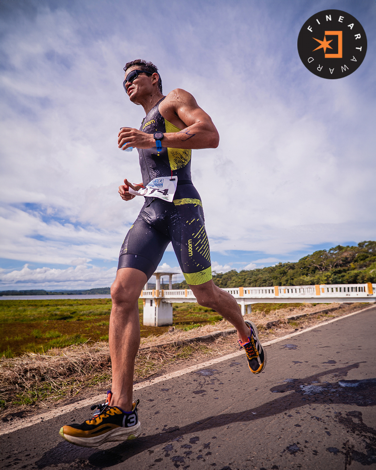 Foto por {{ $entry->photographer_username }}