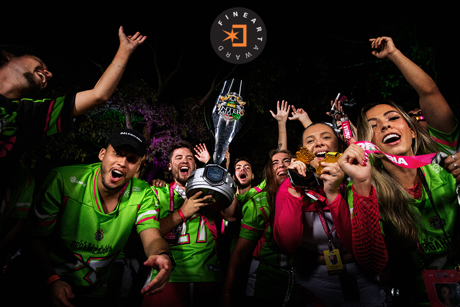 Foto por {{ $image->photographer_username }}