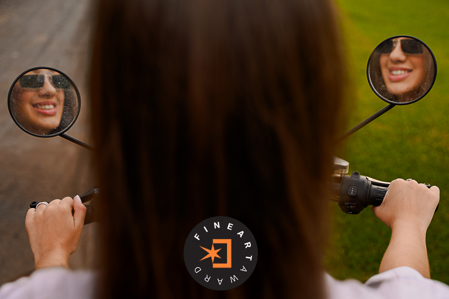 Foto por {{ $entry->photographer_username }}