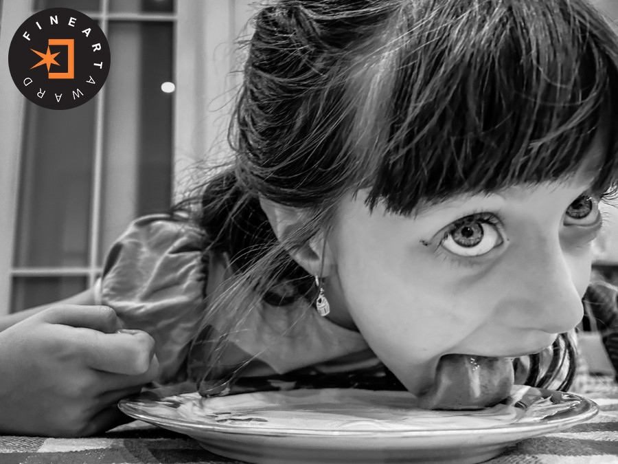 Foto por {{ $entry->photographer_username }}