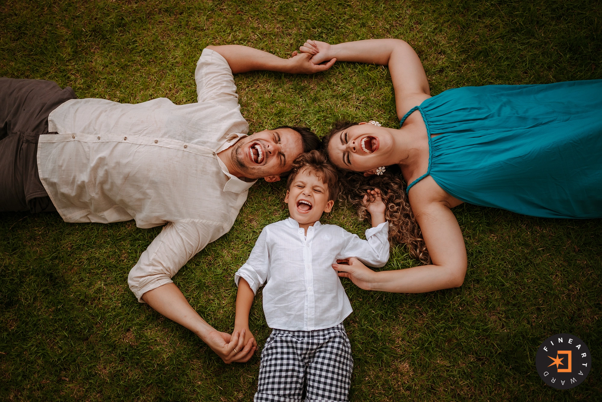 Fotografia de Família - DIRIGIDAS — fotografia premiada de Junior Oliveira
