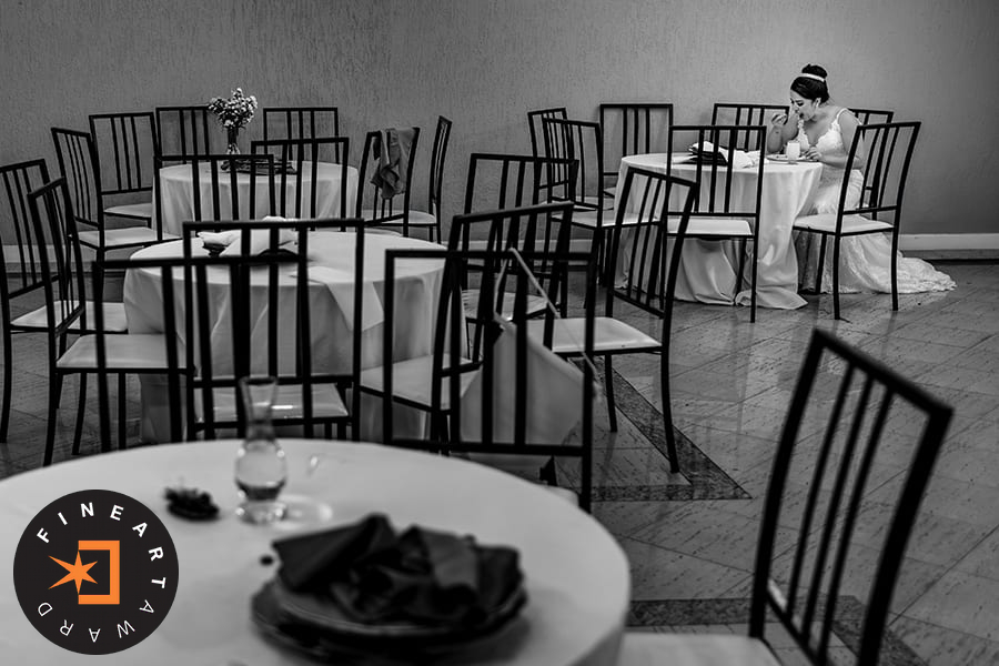 Foto por {{ $entry->photographer_username }}