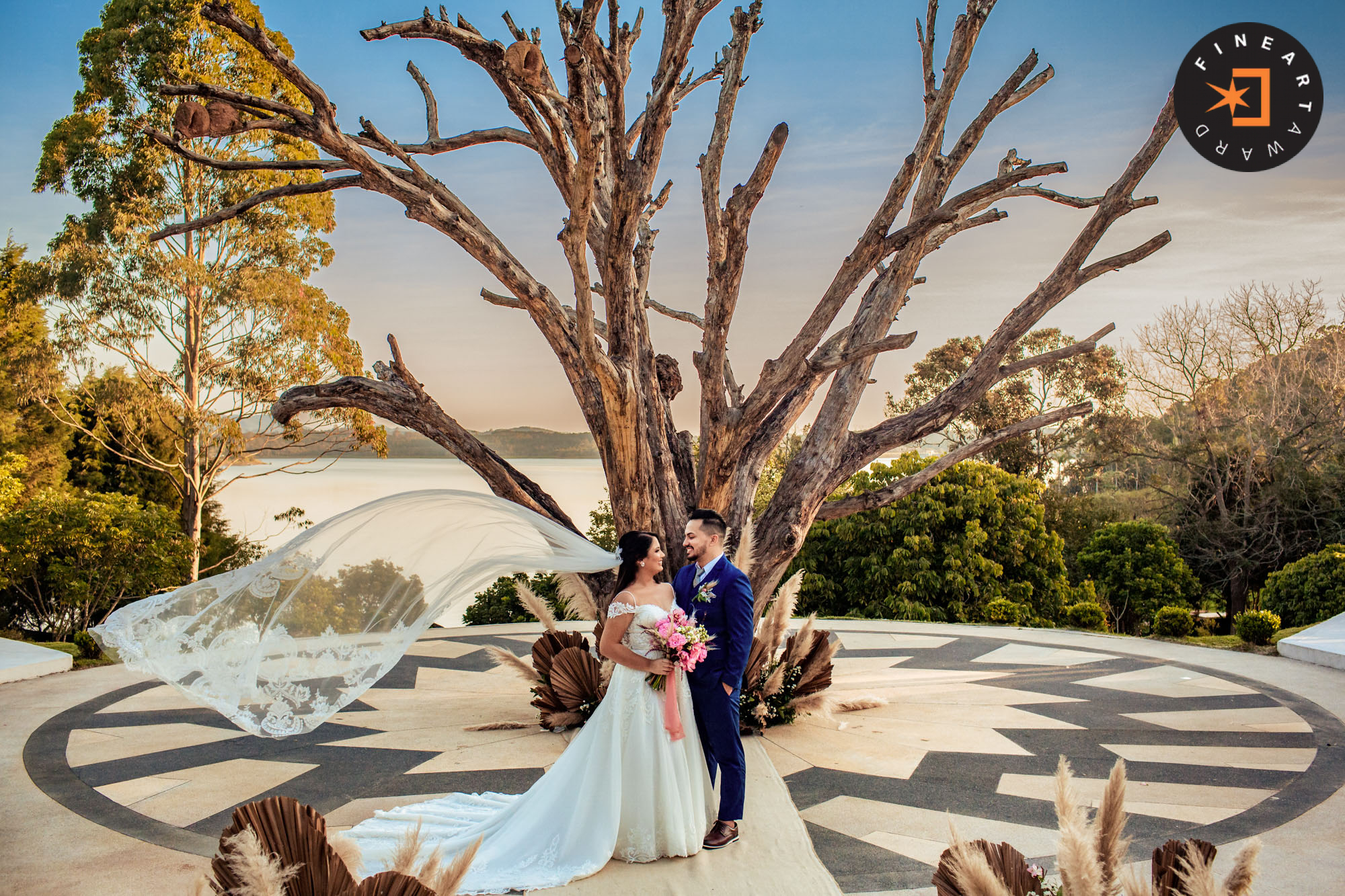 Foto por {{ $image->photographer_username }}