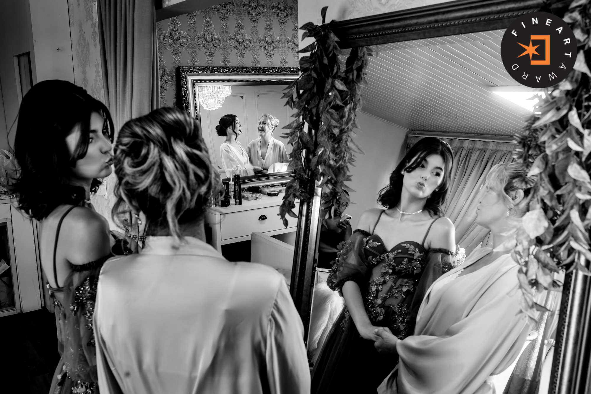 Foto por {{ $image->photographer_username }}