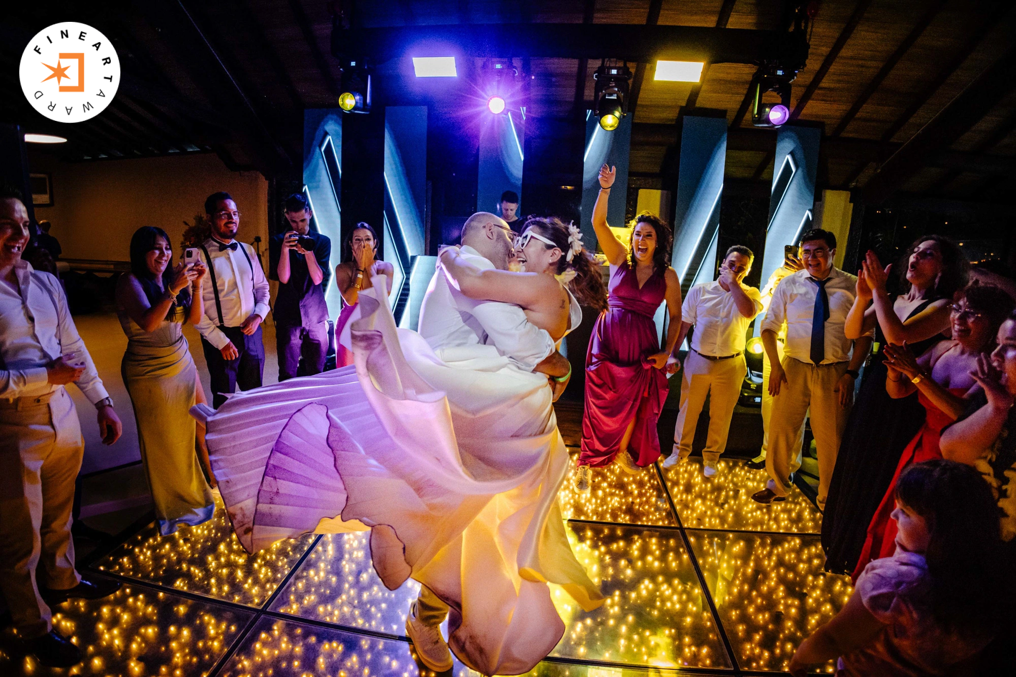 Foto por {{ $image->photographer_username }}