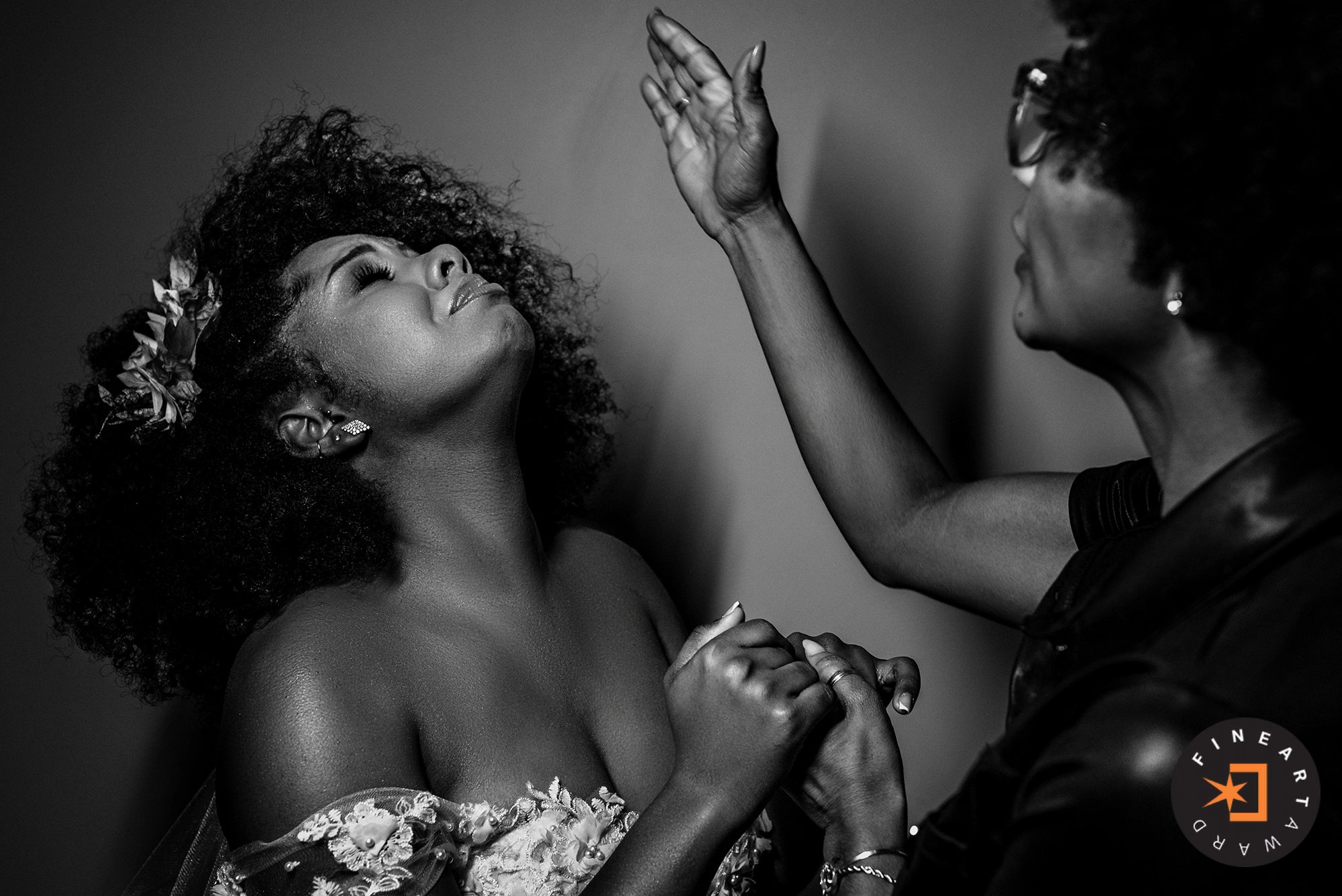 Foto por {{ $entry->photographer_username }}