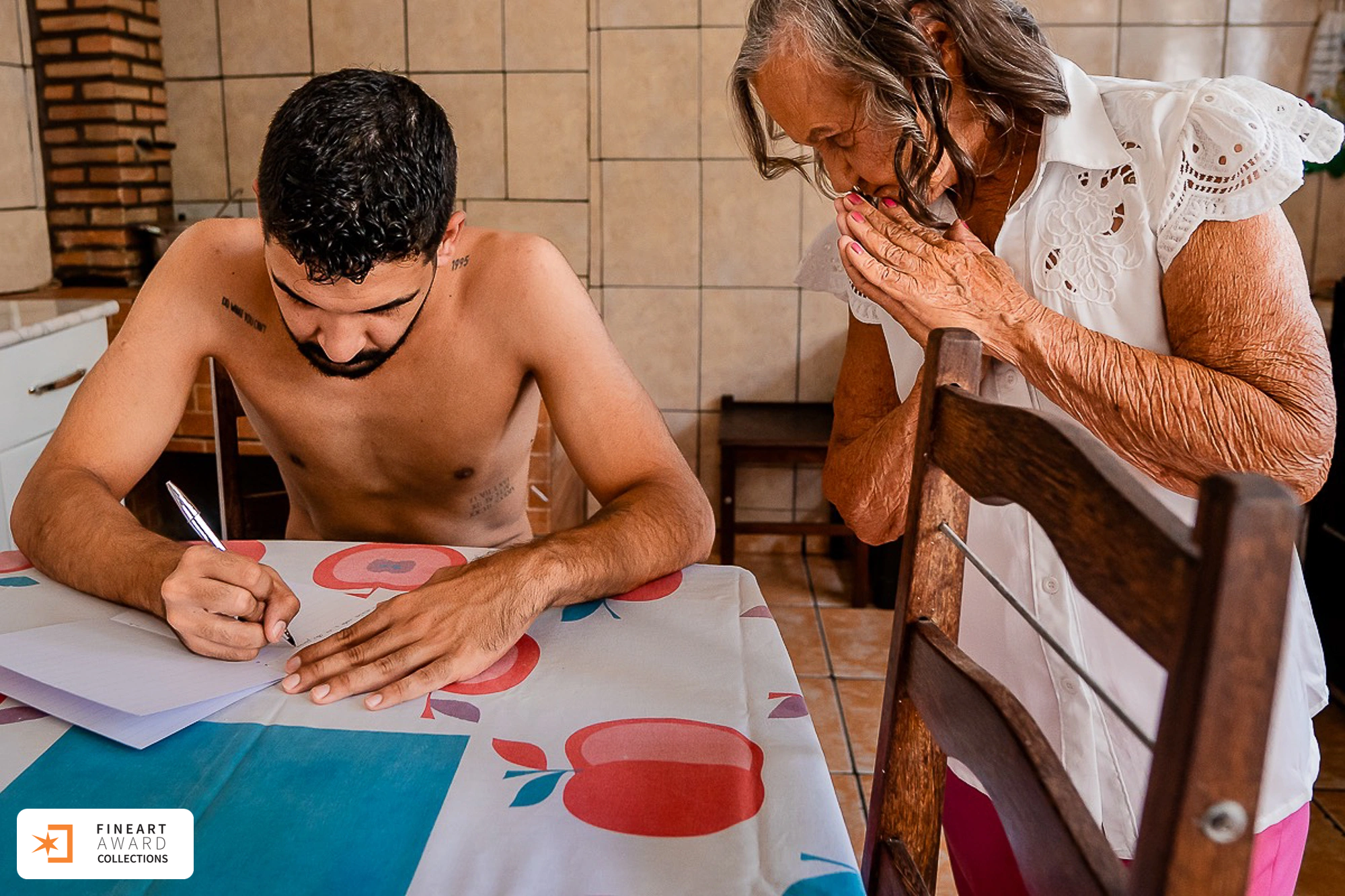Isa e Marlon - A casa onde vivo — galeria premiada de João Freitas