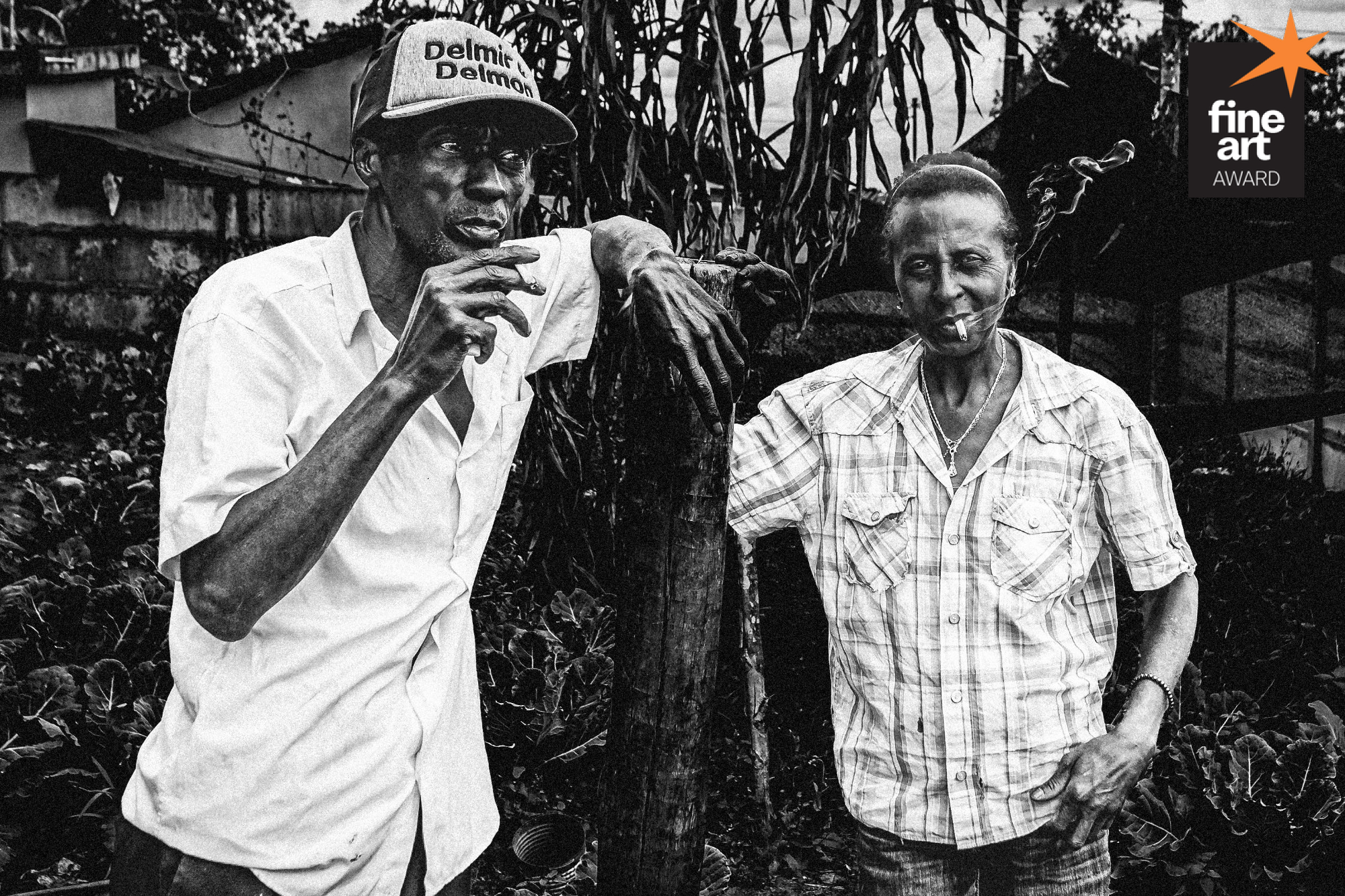 Foto por {{ $entry->photographer_username }}