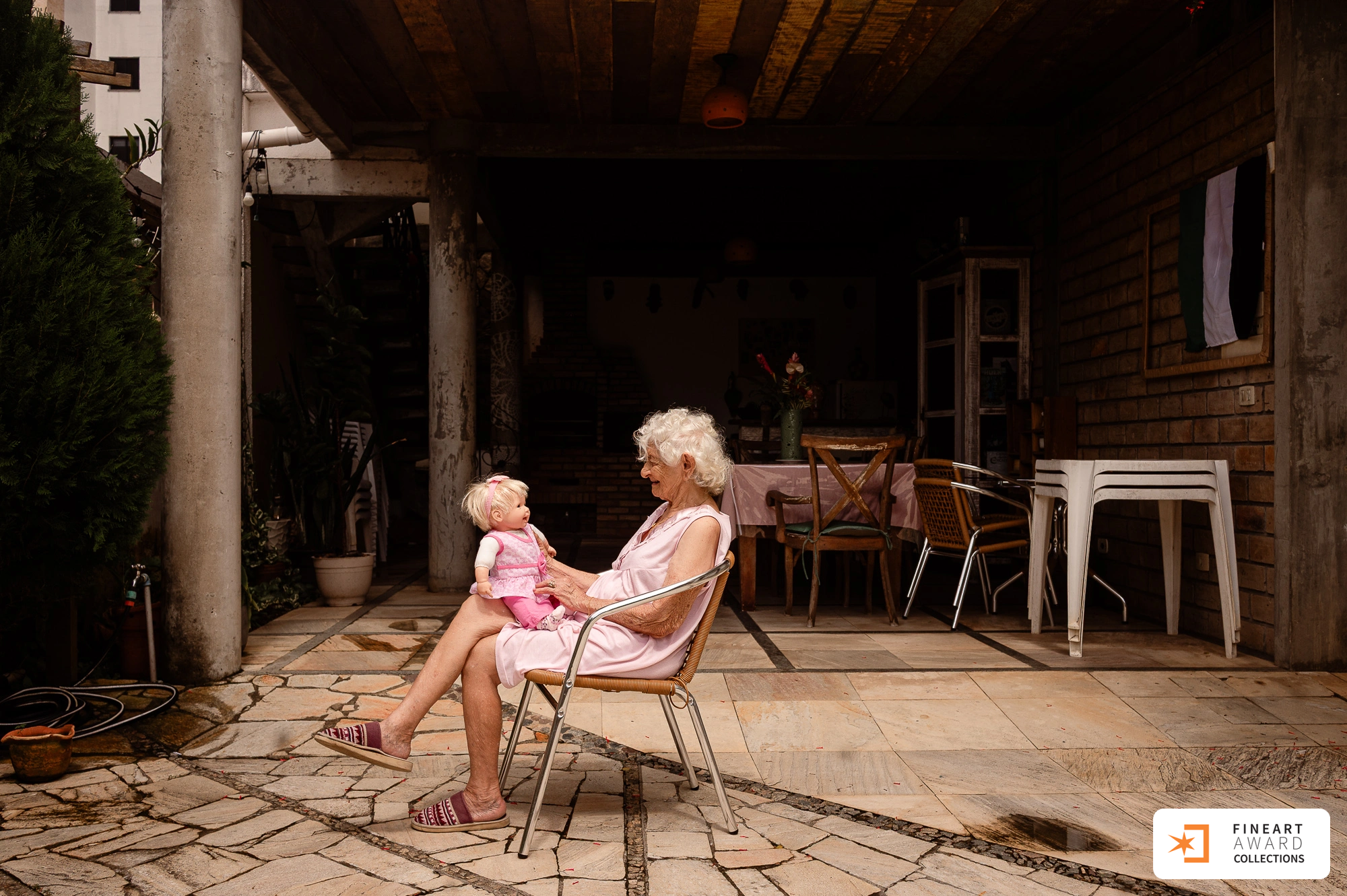 A vida acontecendo em casa. — galeria premiada de Angélica Maria De Oliveira Lima